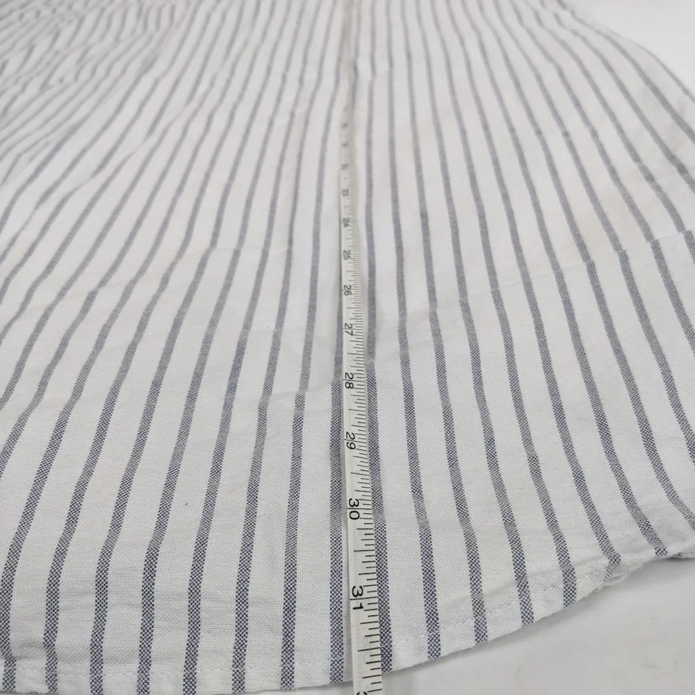 White and Blue pinstripe Short sleeve button down shirt dress with pockets [148] - Picture 7 of 8